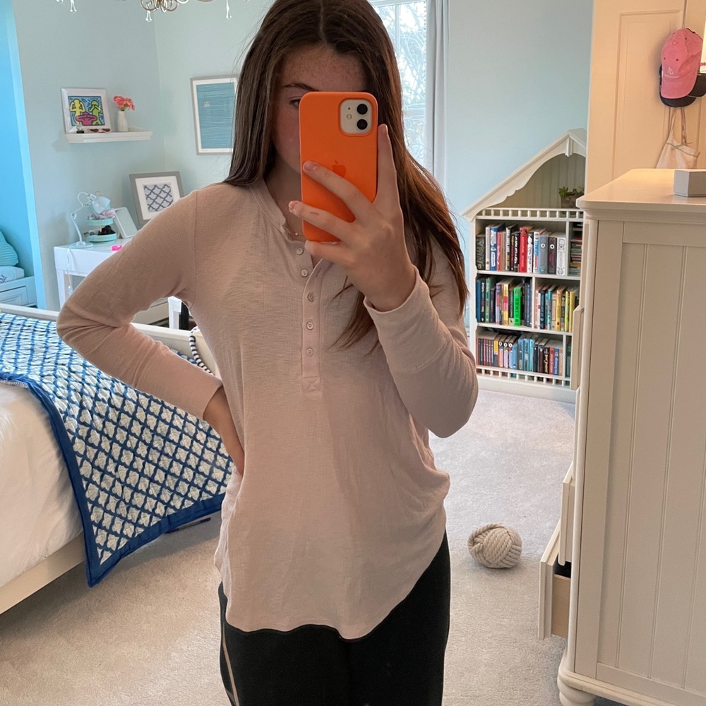 Aerie light pink long sleeve